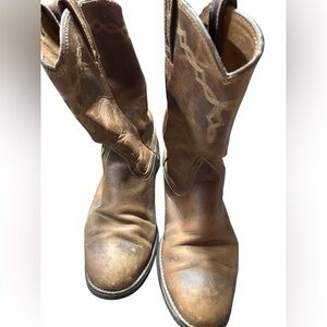 Ariat boots women’s size 8C